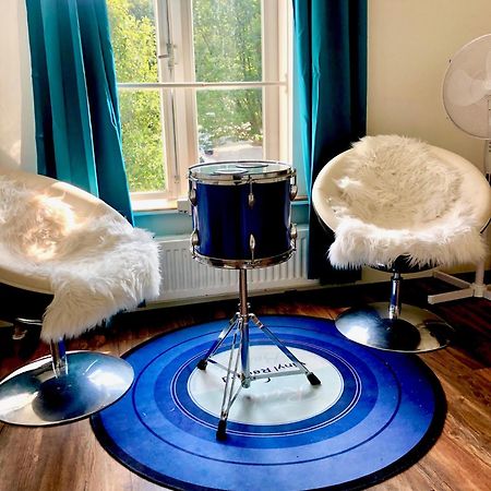 Back-Stage Bed & Breakfast Наймеген Екстериор снимка